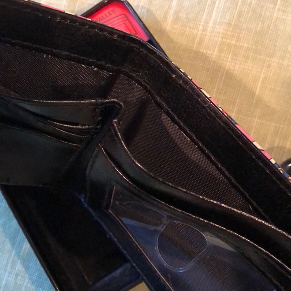 Ren and Stimpy Bucle-Down Bifold Wallet/New - Picture 5 of 7